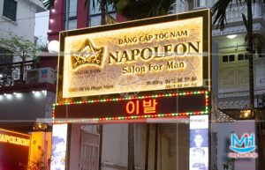 Biển hiệu quảng cáo tóc